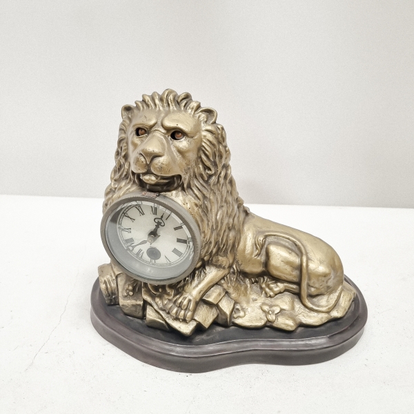 Mechanical Gold lion clock